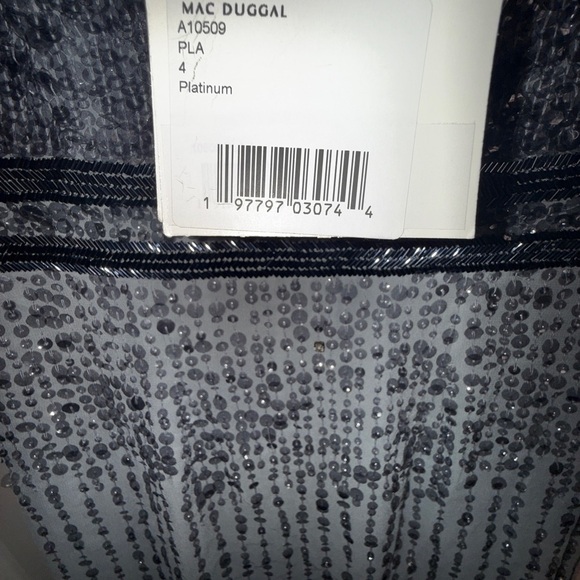 NWT | Mac Duggal A10509 Platinum Gray Sleeveless Beaded Midi Dress Size 4 - Picture 5 of 12